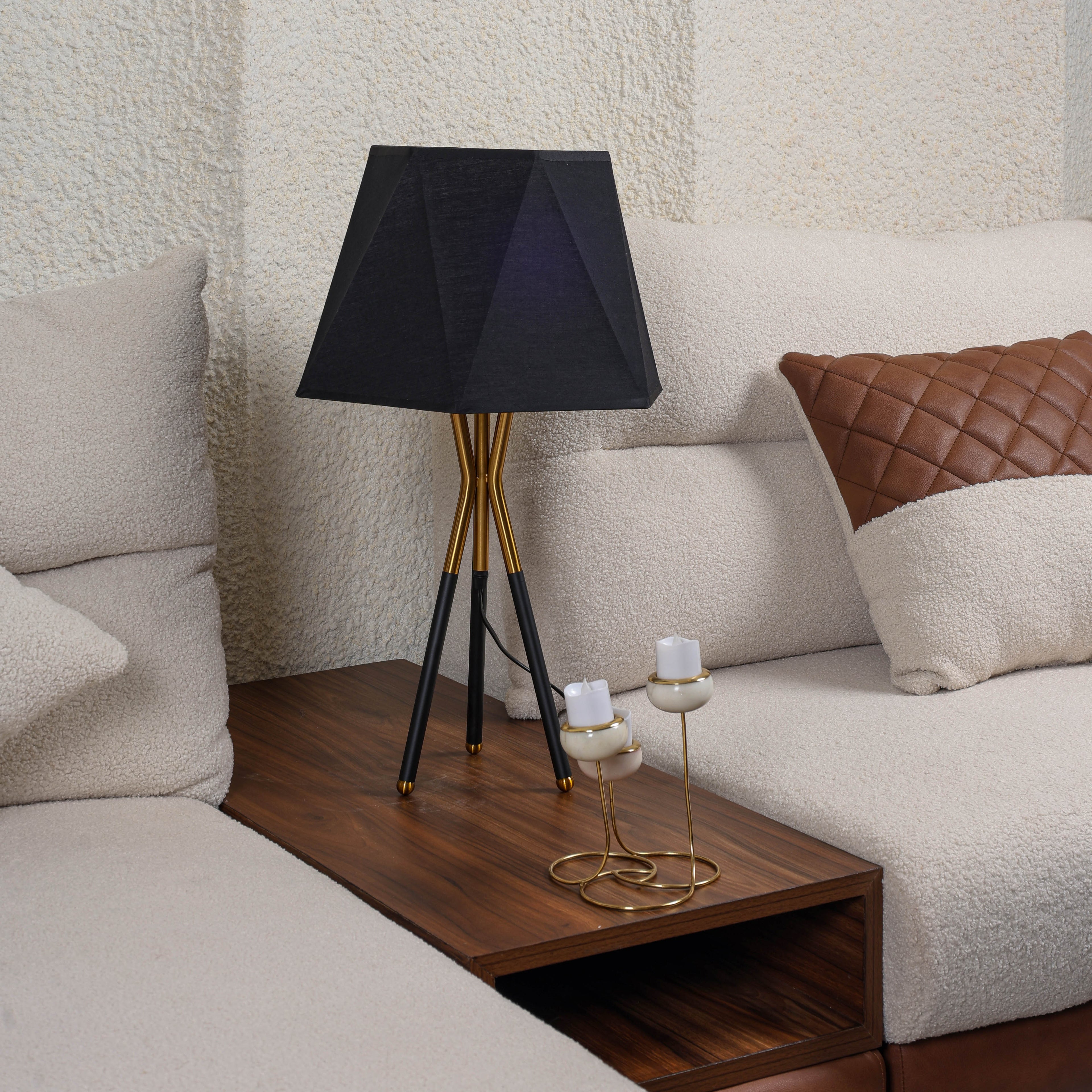 Shadow Geometry (Black, Gold) Table Lamp